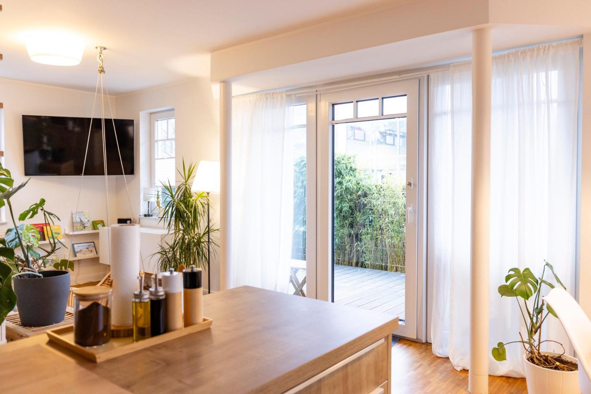 Smartfewo - Home - Zentral - Terrasse - Parkplatz Oldenburg Exterior foto